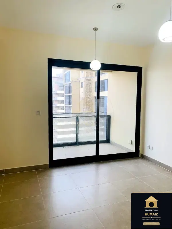 4-Bedroom Luxury Apartment (Sea Facing, 6 Bath, Suite 7) at Coral Towers For Sale in DHA Phase 8 Karachi — Photograph 2