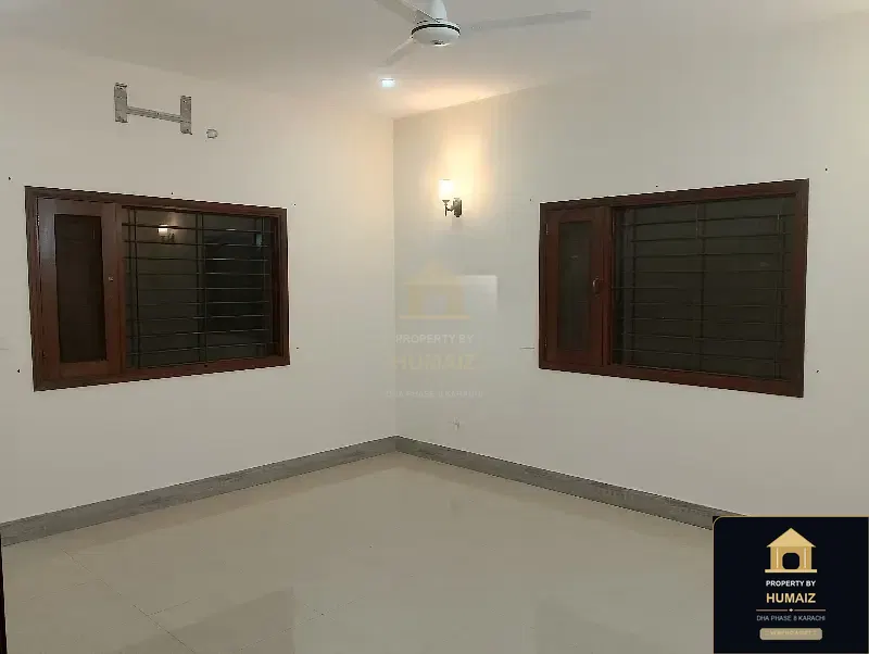 4-Bedroom Upper/Lower Portion (4 Bath, Unit 3) in DHA Phase 8 For Rent in DHA Phase 8 Karachi — Photograph 2
