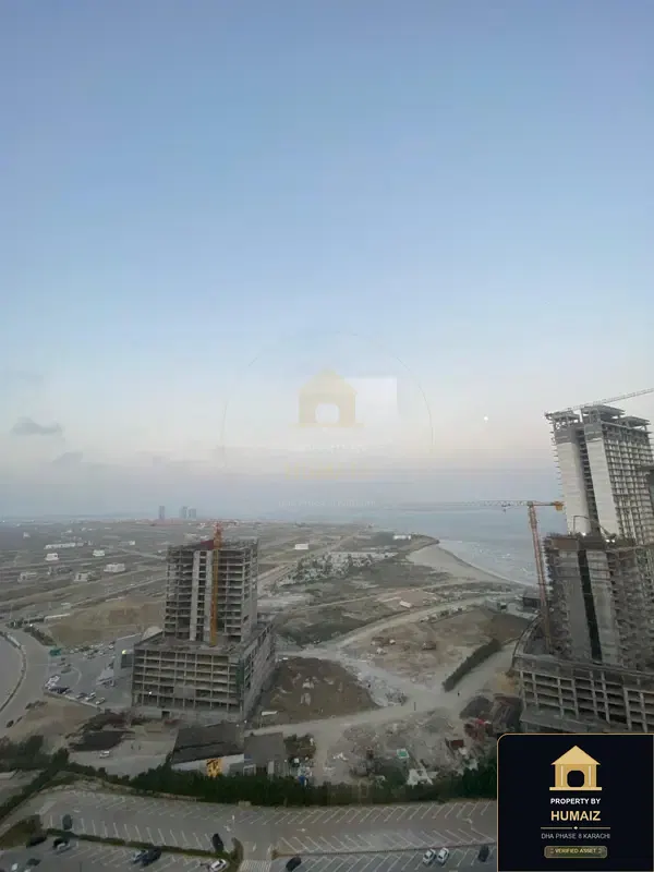 Luxury Penthouse Suite (Penthouse, Suite 2) at Reef Towers For Rent in DHA Phase 8 Karachi — Photograph 6