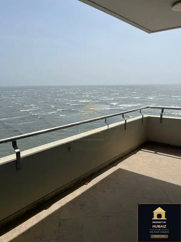 3-Bedroom Luxury Apartment (Sea Facing, 4 Bath, Suite 10) at Pearl Towers For Rent in DHA Phase 8 Karachi — Photograph 2