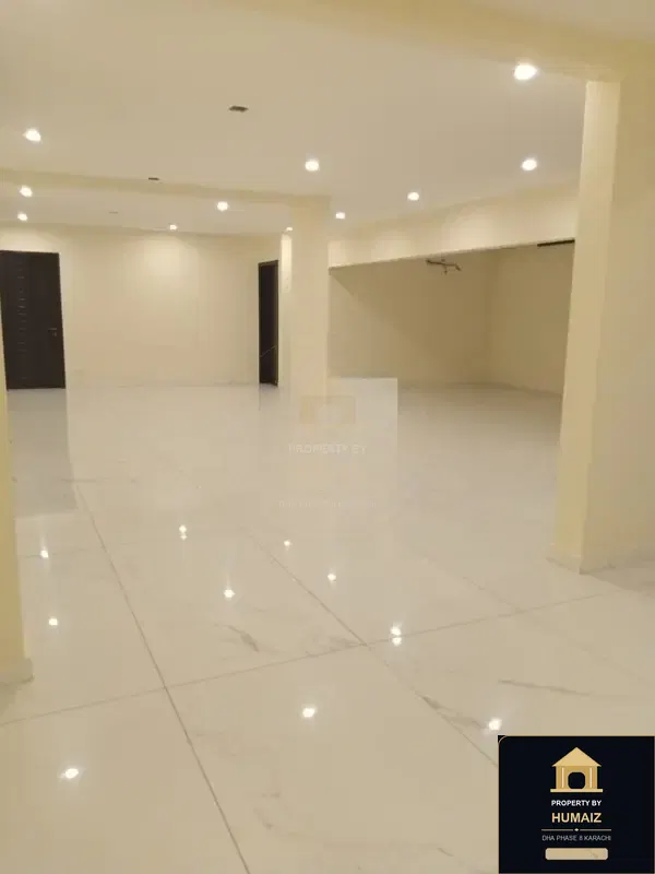 500 Sq. Yd. 6-Bedroom Luxury Villa (West Open, 6 Bath, Residence 1) in Zone B For Sale in DHA Phase 8 Karachi — Photograph 20