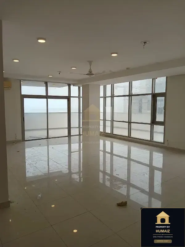 2-Bed Luxury Penthouse (Sea Facing, 4 Bath, Suite 2) at Reef Towers For Rent in DHA Phase 8 Karachi — Photograph 6