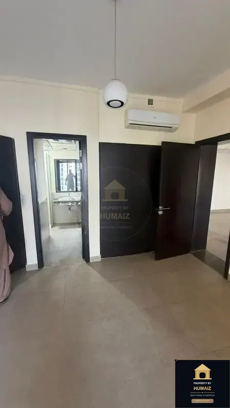 2-Bedroom Luxury Apartment (Sea Facing, 2 Bath, Suite 10) at Coral Towers For Sale in DHA Phase 8 Karachi — Photograph 11