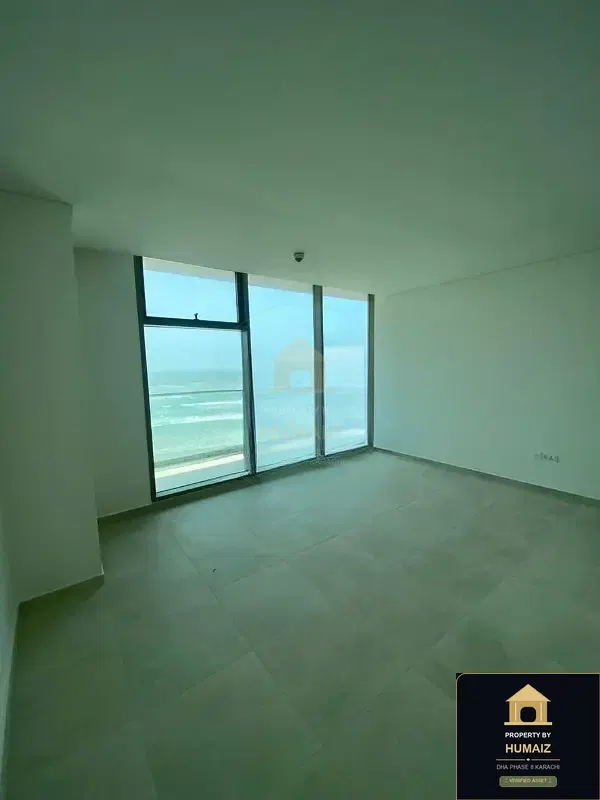 4-Bedroom Luxury Apartment (Sea Facing, 6 Bath, Suite 2) at The Views For Rent in DHA Phase 8 Karachi — Photograph 12