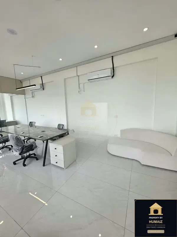 200 Sq. Yd. Corporate Office Space (Corner, 1 Bath, Unit 4) on Al-Murtaza Commercial For Rent in DHA Phase 8 Karachi — Photograph 7