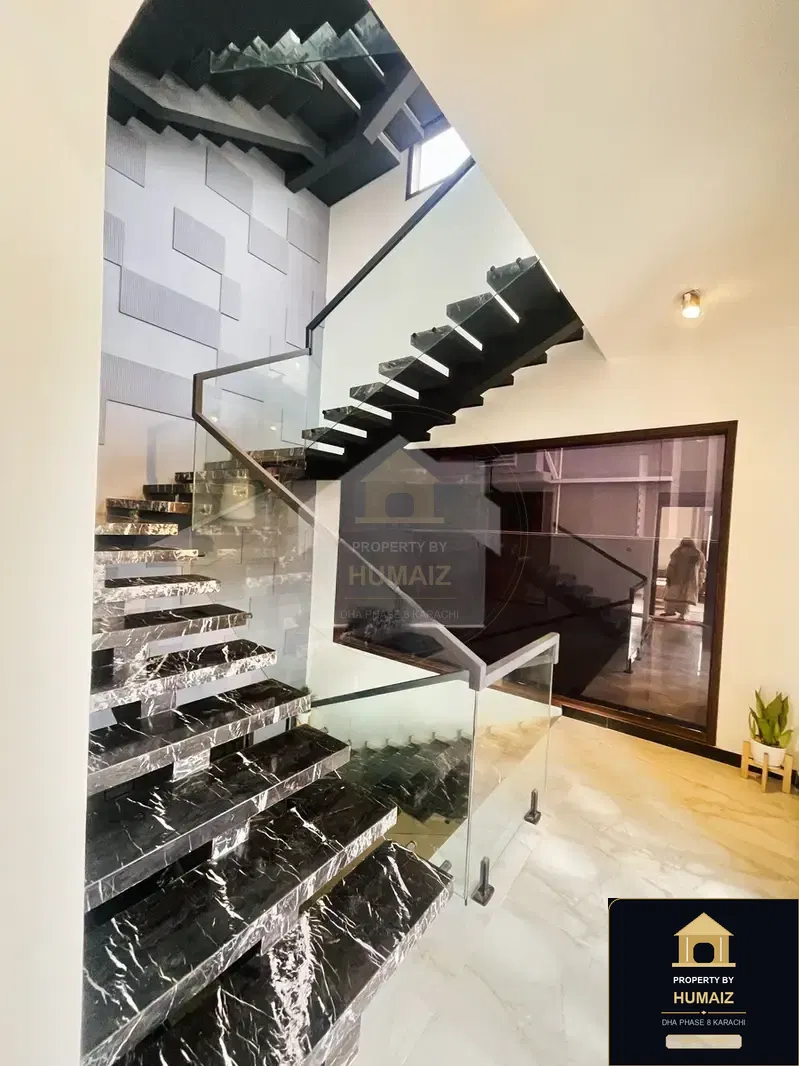 500 Sq. Yd. 6-Bedroom Luxury Villa (West Open, 6 Bath, Residence 62) in DHA Phase 8 For Sale in DHA Phase 8 Karachi — Photograph 3