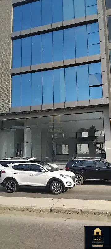400 Sq. Yd. Commercial Retail Shop (Basement, 1 Bath, Unit 1) on Al-Murtaza Commercial For Rent in DHA Phase 8 Karachi — Photograph 4