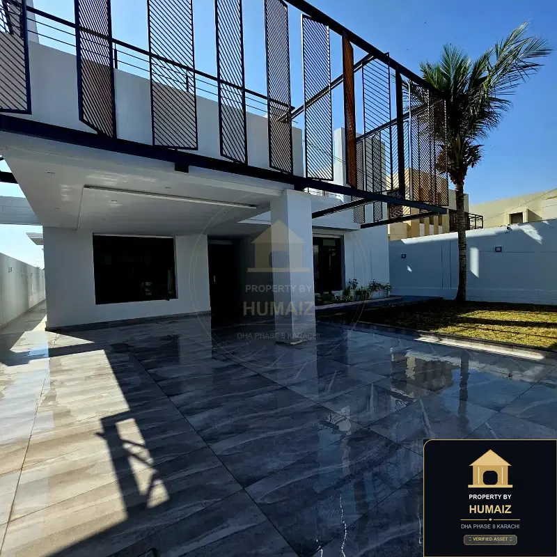 666 Sq. Yd. 4-Bedroom Luxury Villa in Zone A For Sale in DHA Phase 8 Karachi — Photograph 3