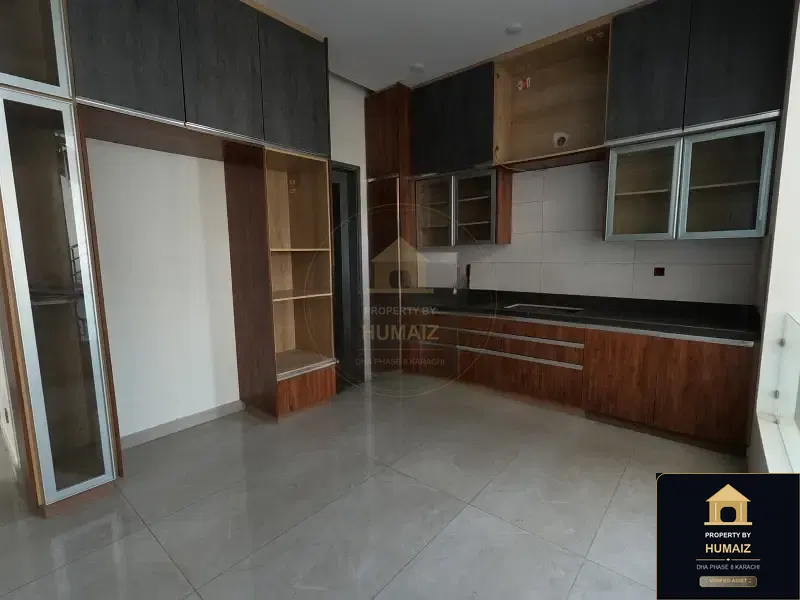 300 Sq. Yd. 5-Bedroom Luxury Villa (Basement, 6 Bath, Residence 1) in Khayaban-e-Sahil For Sale in DHA Phase 8 Karachi — Photograph 14