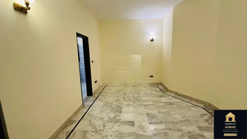 4-Bedroom Upper/Lower Portion (5 Bath, Unit 2) in DHA Phase 8 For Rent in DHA Phase 8 Karachi — Photograph 23