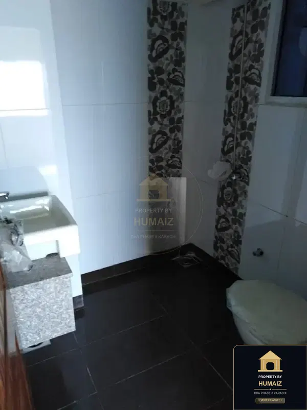 Luxury High-Rise Residence on Al-Murtaza Commercial For Sale in DHA Phase 8 Karachi — Photograph 11