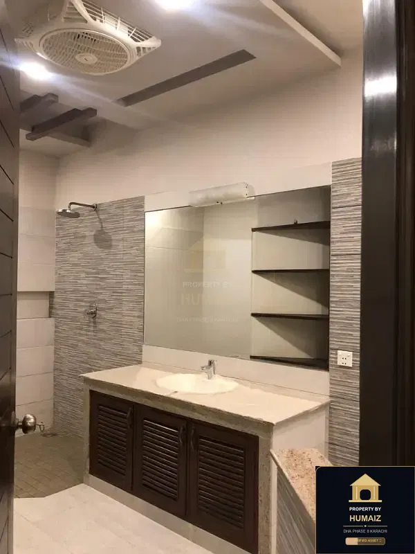 3-Bedroom Upper/Lower Portion (3 Bath, Unit 61) in DHA Phase 8 For Rent in DHA Phase 8 Karachi — Photograph 5