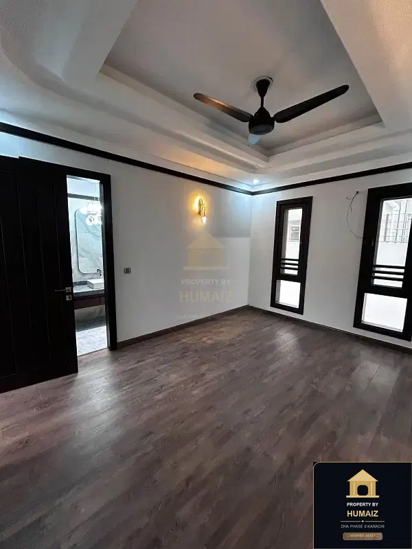 500 Sq. Yd. 7-Bedroom Luxury Villa (West Open, 6 Bath, Residence 18) in DHA Phase 8 For Sale in DHA Phase 8 Karachi — Photograph 4