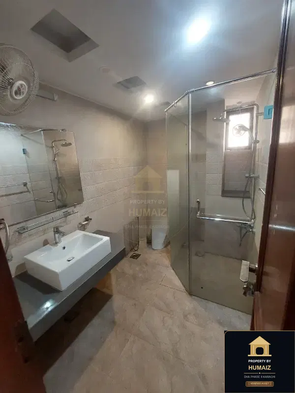 500 Sq. Yd. 6-Bedroom Luxury Villa (Basement, 7 Bath, Residence 2) on Zulfiqar Commercial For Rent in DHA Phase 8 Karachi — Photograph 7