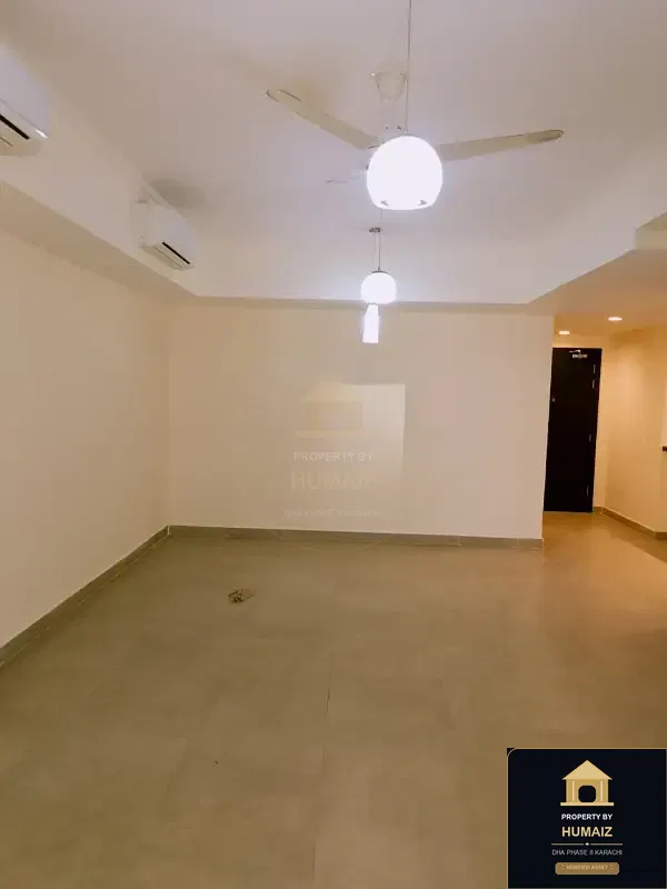 2-Bedroom Luxury Apartment (Sea Facing, 2 Bath, Suite 5) at Coral Towers For Rent in DHA Phase 8 Karachi — Photograph 2