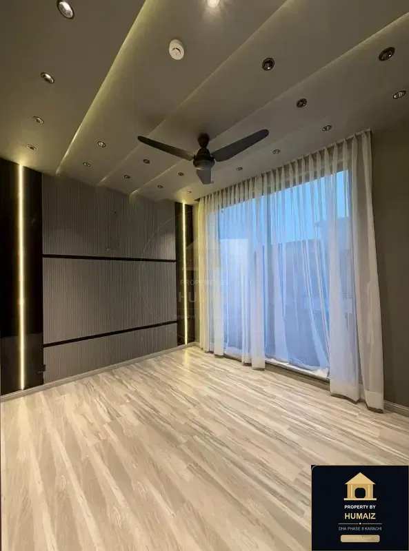 100 Sq. Yd. 3-Bedroom Luxury Villa (Basement, 4 Bath, Residence 8) in Khayaban-e-Iqbal For Sale in DHA Phase 8 Karachi — Photograph 2
