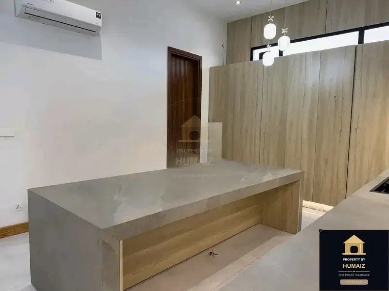 1,000 Sq. Yd. 10-Bedroom Luxury Villa (West Open, 6 Bath, Residence 1) on Zulfiqar Commercial For Sale in DHA Phase 8 Karachi — Photograph 12