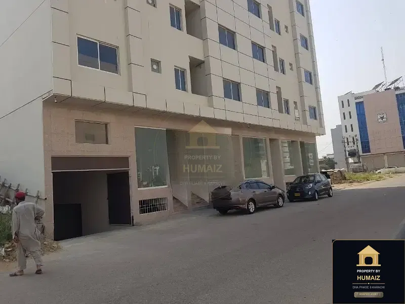 3-Bedroom Luxury Apartment (Brand New, 4 Bath, Suite 20) on Al-Murtaza Commercial For Sale in DHA Phase 8 Karachi — Photograph 2