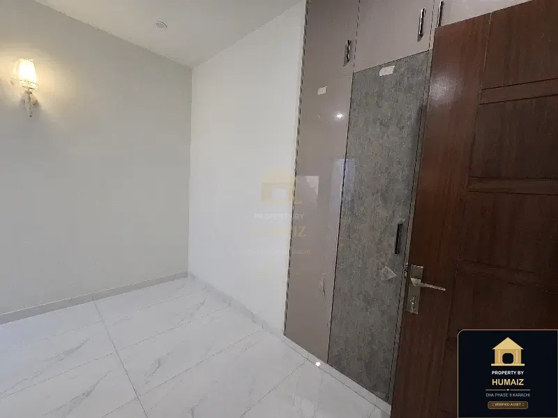 120 Sq. Yd. 5-Bedroom Luxury Villa (West Open, 5 Bath, Residence 2) in DHA Phase 8 For Sale in DHA Phase 8 Karachi — Photograph 4