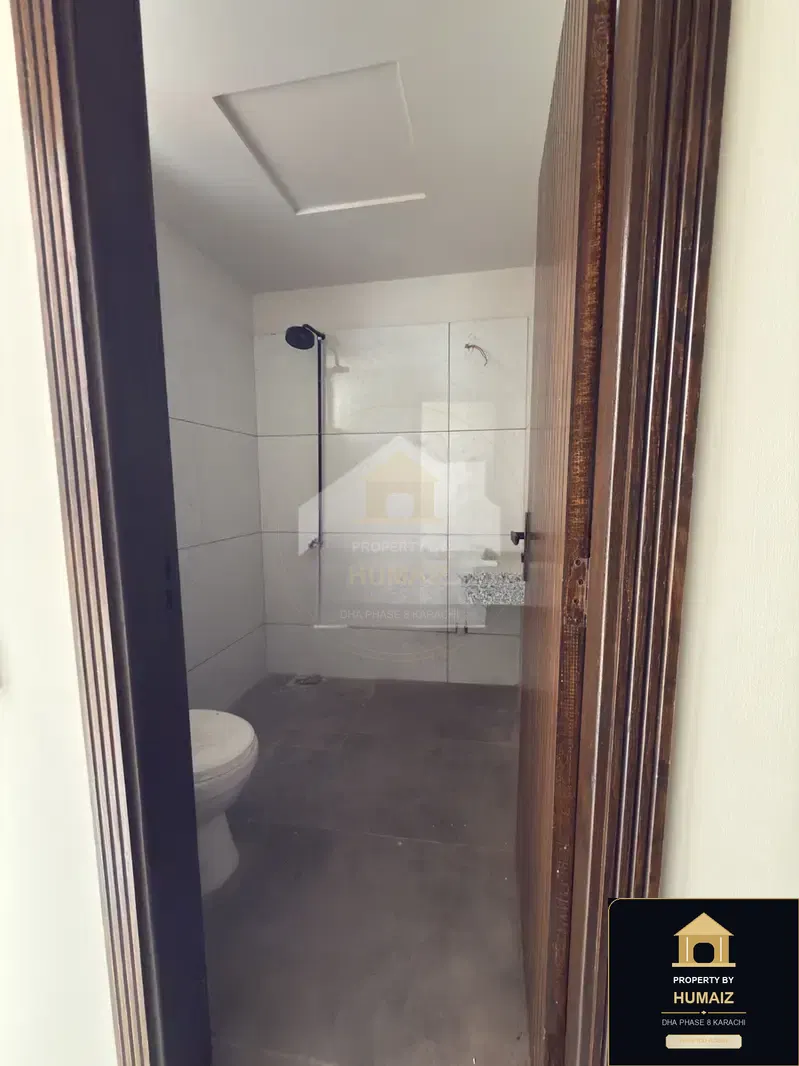 3-Bedroom Luxury Apartment (Brand New, 3 Bath, Suite 22) on Al-Murtaza Commercial For Sale in DHA Phase 8 Karachi — Photograph 5