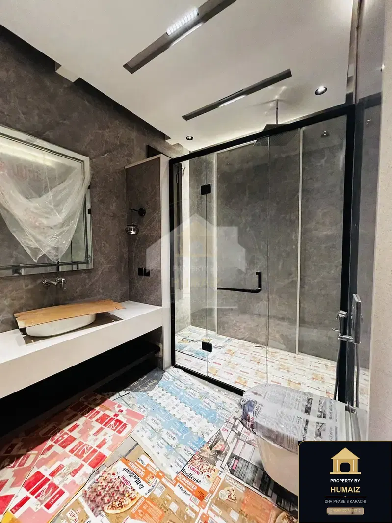 500 Sq. Yd. 5-Bedroom Luxury Villa (Basement, 6 Bath, Residence 3) in Zone A For Rent in DHA Phase 8 Karachi — Photograph 8