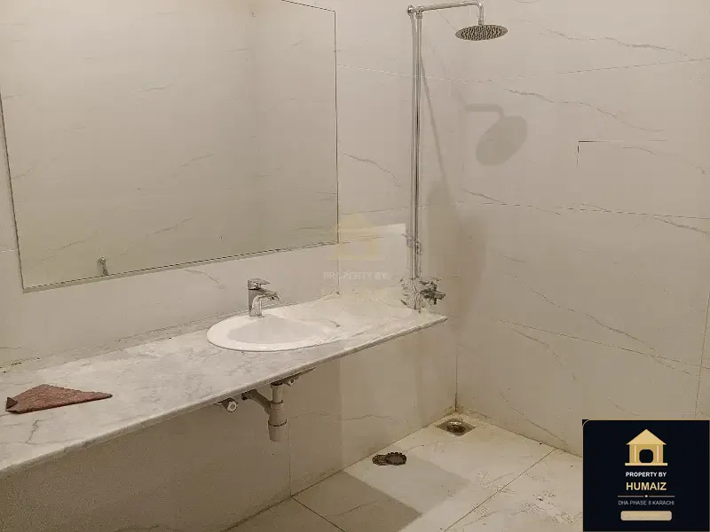 500 Sq. Yd. 5-Bedroom Luxury Villa (Brand New, 6 Bath, Residence 25) in DHA Phase 8 For Sale in DHA Phase 8 Karachi — Photograph 8