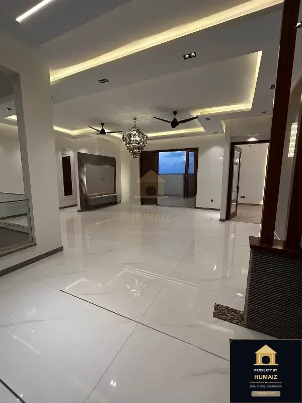 500 Sq. Yd. 6-Bedroom Luxury Villa (Basement, 6 Bath, Residence 125) in DHA Phase 8 For Sale in DHA Phase 8 Karachi — Photograph 3