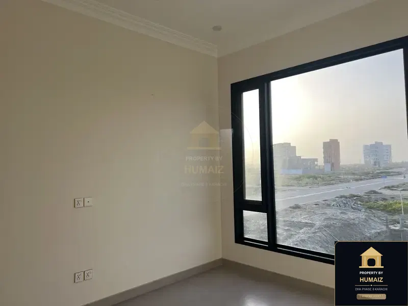 300 Sq. Yd. 5-Bedroom Luxury Villa (West Open, 5 Bath, Residence 4) in DHA Phase 8 For Sale in DHA Phase 8 Karachi — Photograph 10