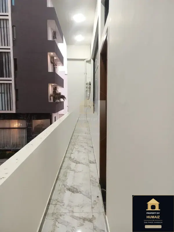 100 Sq. Yd. Commercial Building (Basement, 4 Bath, Unit 1) on Zulfiqar Commercial For Sale in DHA Phase 8 Karachi — Photograph 17