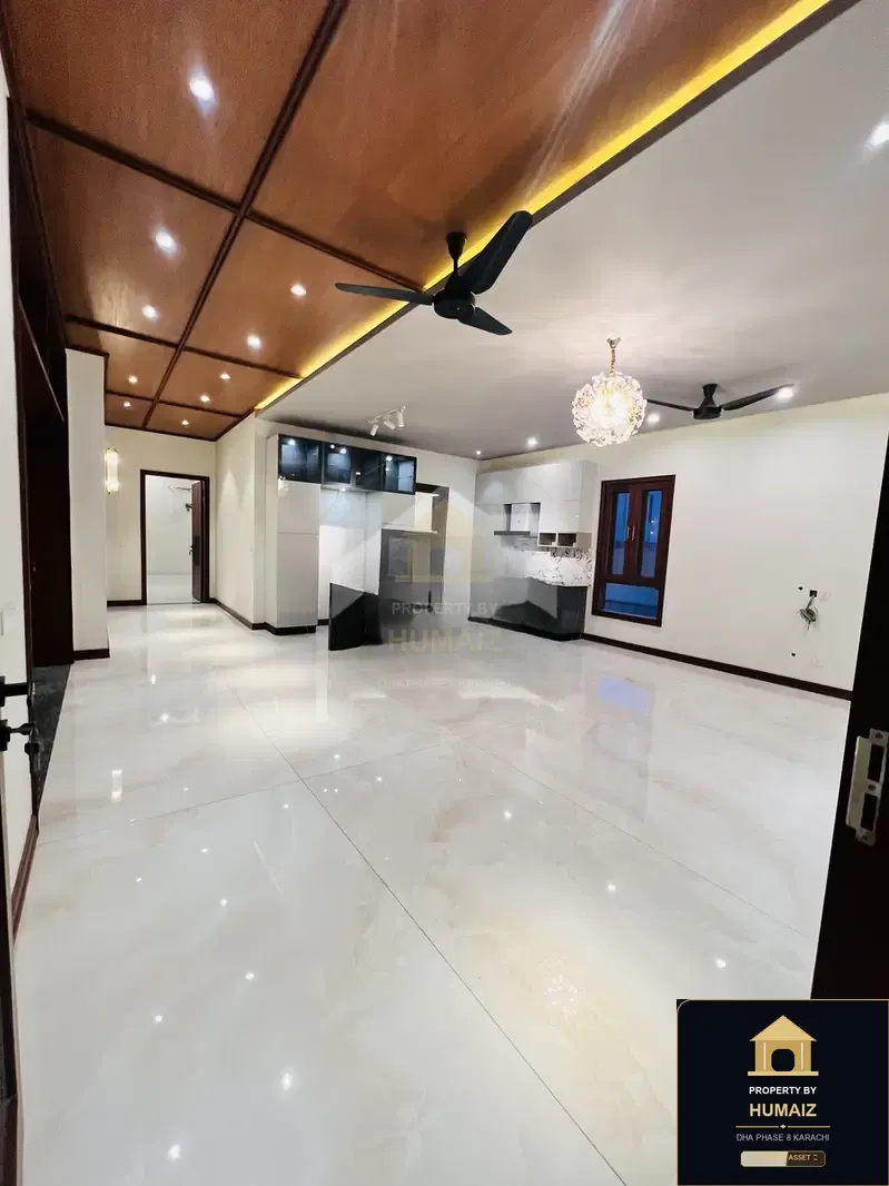 1,000 Sq. Yd. 6-Bedroom Luxury Villa (Private Pool, 6 Bath, Residence 13) in DHA Phase 8 For Sale in DHA Phase 8 Karachi — Photograph 6