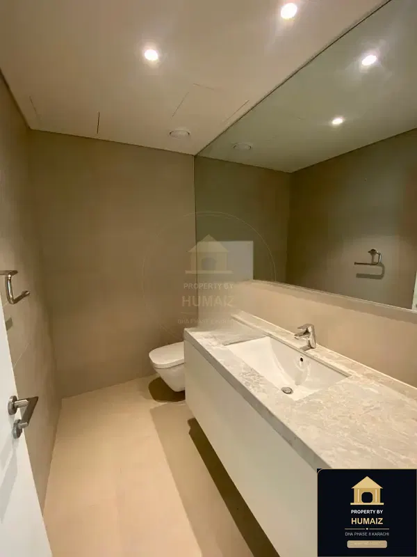 4-Bedroom Luxury Apartment (Sea Facing, 6 Bath, Suite 2) at The Views For Rent in DHA Phase 8 Karachi — Photograph 3