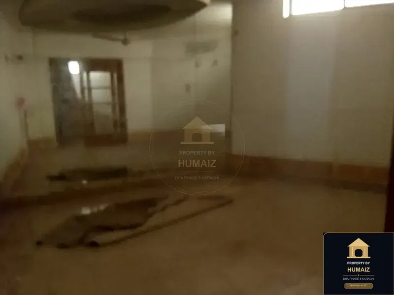 1,000 Sq. Yd. 6-Bedroom Luxury Villa (Private Pool, 6 Bath, Residence 1) in Khayaban-e-Tariq For Sale in DHA Phase 8 Karachi — Photograph 35