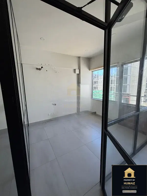 111 Sq. Yd. Corporate Office Space (1 Bath, Unit 1) on Al-Murtaza Commercial For Rent in DHA Phase 8 Karachi — Photograph 13