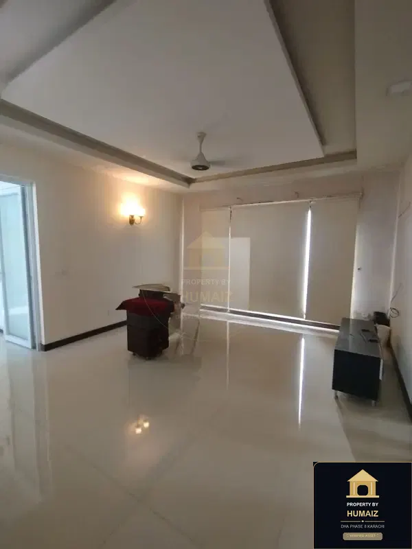 500 Sq. Yd. 5-Bedroom Luxury Villa (West Open, 6 Bath, Residence 18) in DHA Phase 8 For Sale in DHA Phase 8 Karachi — Photograph 10