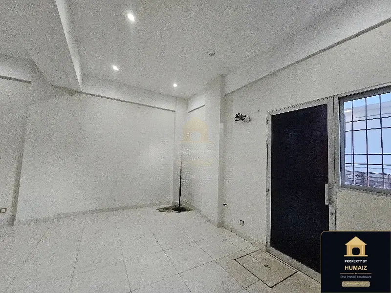 100 Sq. Yd. Commercial Building (Boulevard Facing, Unit 4) on Zulfiqar Commercial For Sale in DHA Phase 8 Karachi — Photograph 14