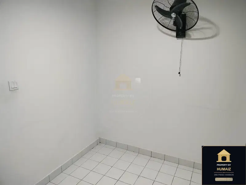 4-Bedroom Luxury Apartment (Sea Facing, 6 Bath, Suite 12) at Pearl Towers For Sale in DHA Phase 8 Karachi — Photograph 14