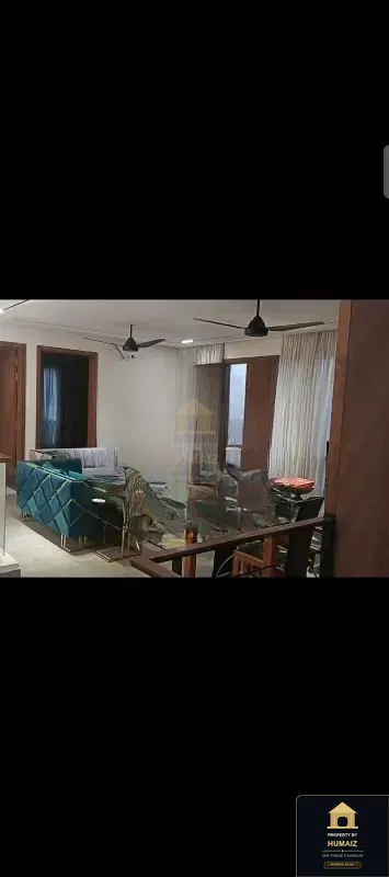 500 Sq. Yd. 5-Bedroom Luxury Villa (5 Bath, Residence 8) on Zulfiqar Commercial For Sale in DHA Phase 8 Karachi — Photograph 3