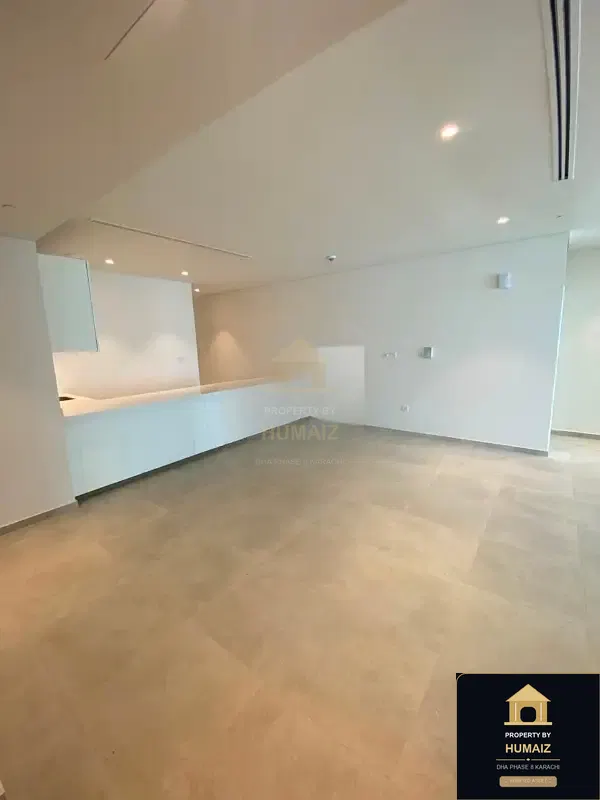 4-Bedroom Luxury Apartment (Sea Facing, 6 Bath, Suite 2) at The Views For Rent in DHA Phase 8 Karachi — Photograph 2