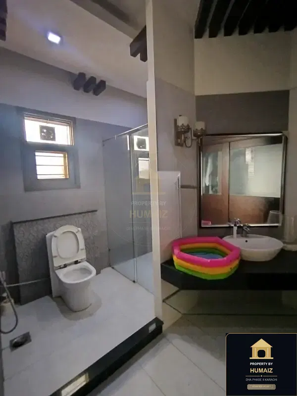 500 Sq. Yd. 5-Bedroom Luxury Villa (West Open, 6 Bath, Residence 18) in DHA Phase 8 For Sale in DHA Phase 8 Karachi — Photograph 15