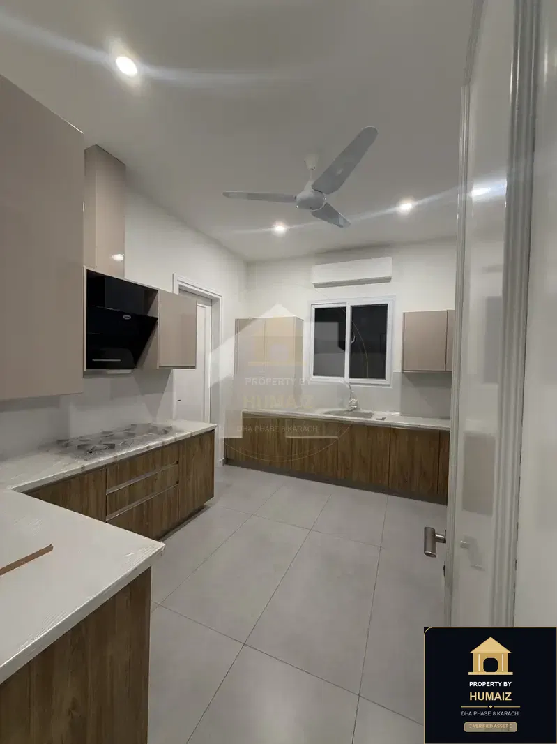 500 Sq. Yd. 6-Bedroom Luxury Villa (Basement, 6 Bath, Residence 162) in DHA Phase 8 For Sale in DHA Phase 8 Karachi — Photograph 13