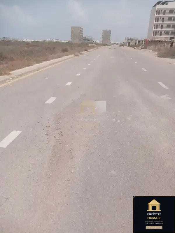 200 Sq. Yd. Commercial Plot (Parcel 7) on Peninsula Commercial For Sale in DHA Phase 8 Karachi — Photograph 2