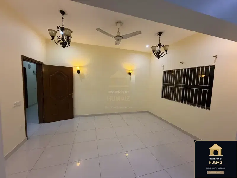 500 Sq. Yd. 6-Bedroom Luxury Villa on Qasim Street For Rent in DHA Phase 8 Karachi — Photograph 15