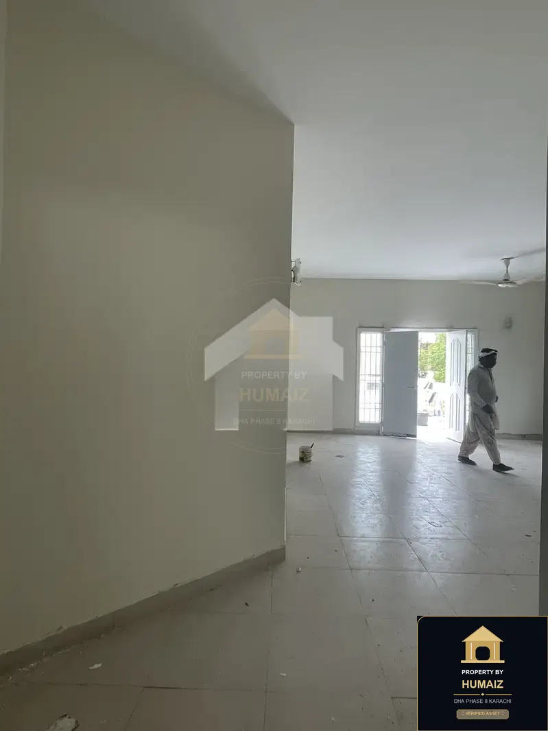 500 Sq. Yd. 2-Bedroom Luxury Villa in DHA Phase 8 For Rent in DHA Phase 8 Karachi — Photograph 9