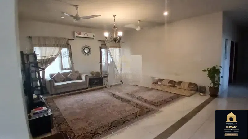 1,000 Sq. Yd. 7-Bedroom Luxury Villa (Basement, 7 Bath, Residence 6) in DHA Phase 8 For Sale in DHA Phase 8 Karachi — Photograph 9