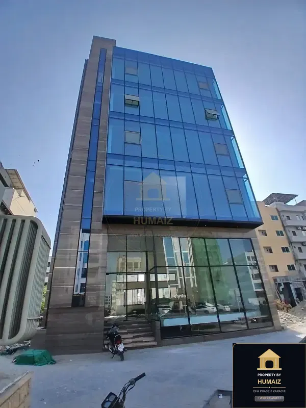 200 Sq. Yd. Commercial Building (Basement, Unit 18) on Al-Murtaza Commercial For Rent in DHA Phase 8 Karachi — Photograph 4