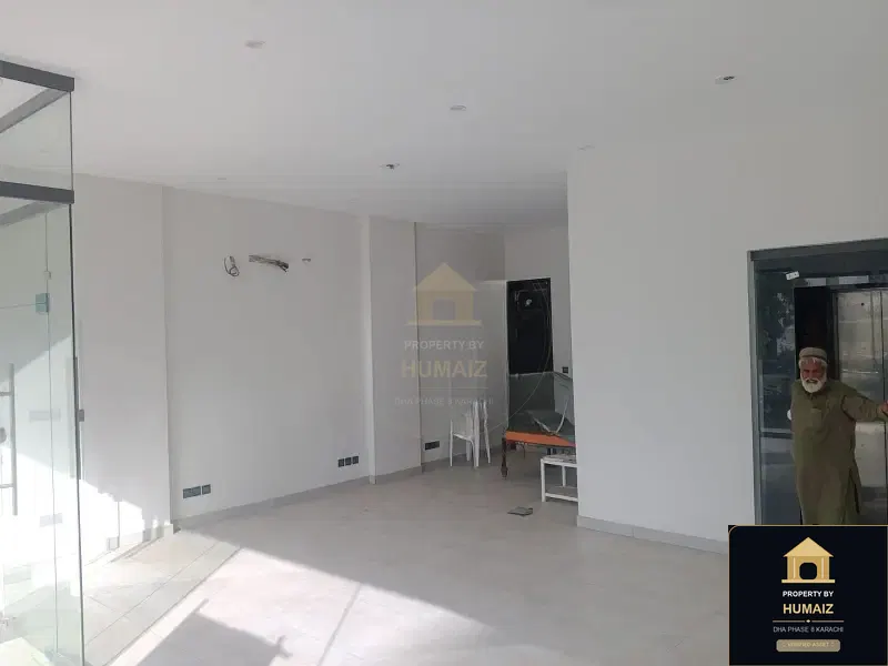 100 Sq. Yd. Commercial Retail Shop (Basement, 1 Bath, Unit 4) on Zulfiqar Commercial For Rent in DHA Phase 8 Karachi — Photograph 8