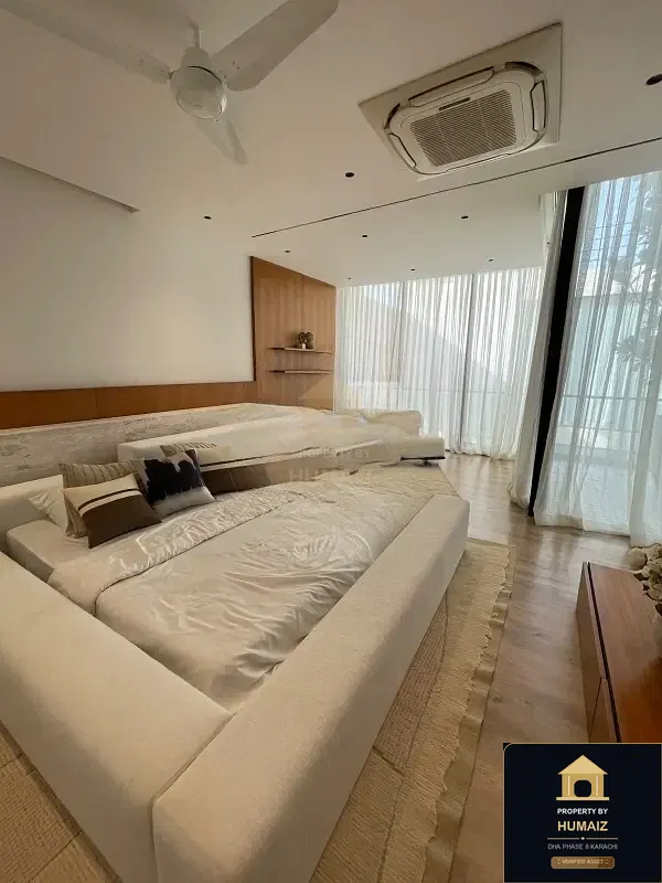 666 Sq. Yd. 5-Bedroom Luxury Villa (Basement, 5 Bath, Residence 9) in DHA Phase 8 For Sale in DHA Phase 8 Karachi — Photograph 5