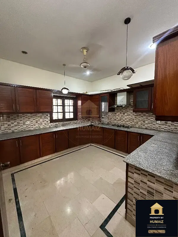 3-Bedroom Upper/Lower Portion (3 Bath, Unit 67) in DHA Phase 8 For Rent in DHA Phase 8 Karachi — Photograph 3