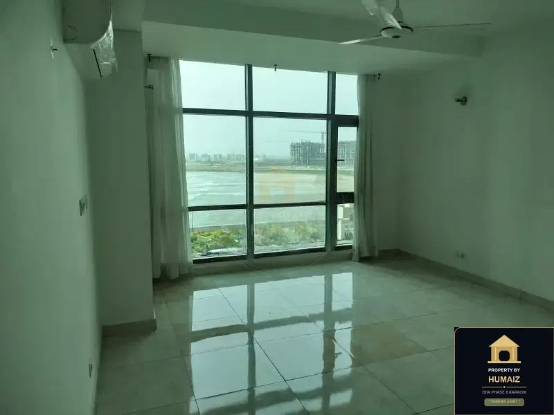 3-Bedroom Luxury Apartment (Sea Facing, 5 Bath, Suite 32) at Pearl Towers For Sale in DHA Phase 8 Karachi — Photograph 2