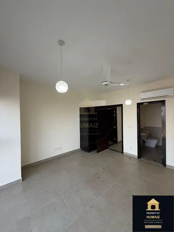 3-Bedroom Luxury Apartment (Sea Facing, 5 Bath, Suite 5) at Coral Towers For Sale in DHA Phase 8 Karachi — Photograph 10